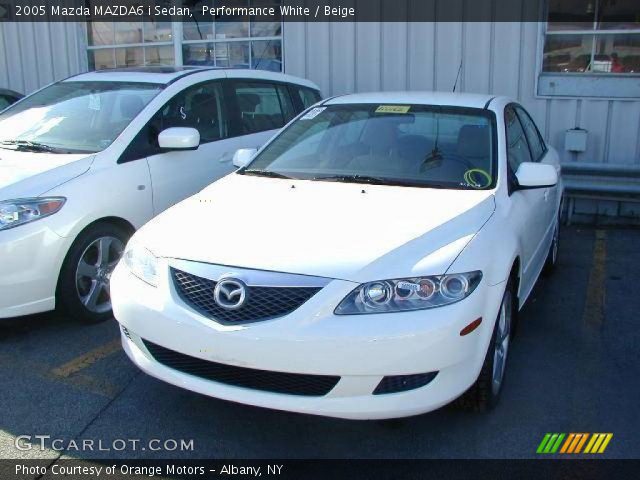 2005 Mazda MAZDA6 i Sedan in Performance White
