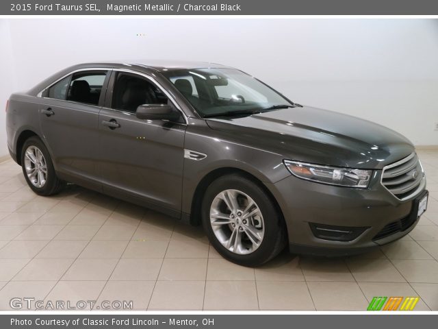 2015 Ford Taurus SEL in Magnetic Metallic