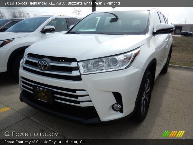 2018 Toyota Highlander XLE AWD in Blizzard White Pearl