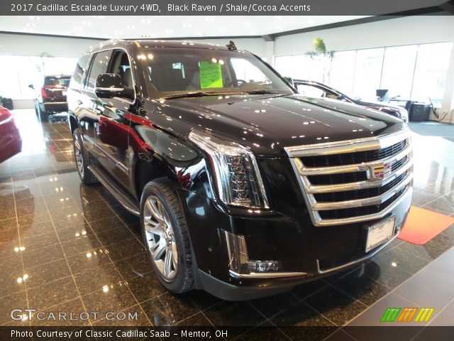 2017 Cadillac Escalade Luxury 4WD in Black Raven