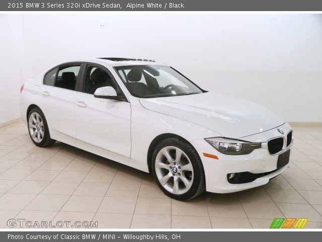 2015 BMW 3 Series 320i xDrive Sedan in Alpine White