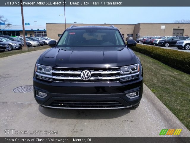 2018 Volkswagen Atlas SEL 4Motion in Deep Black Pearl