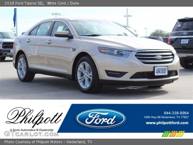 2018 Ford Taurus SEL in White Gold
