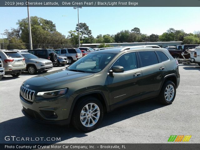 2019 Jeep Cherokee Latitude in Olive Green Pearl