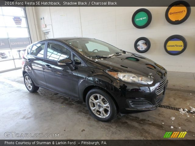 2016 Ford Fiesta SE Hatchback in Shadow Black