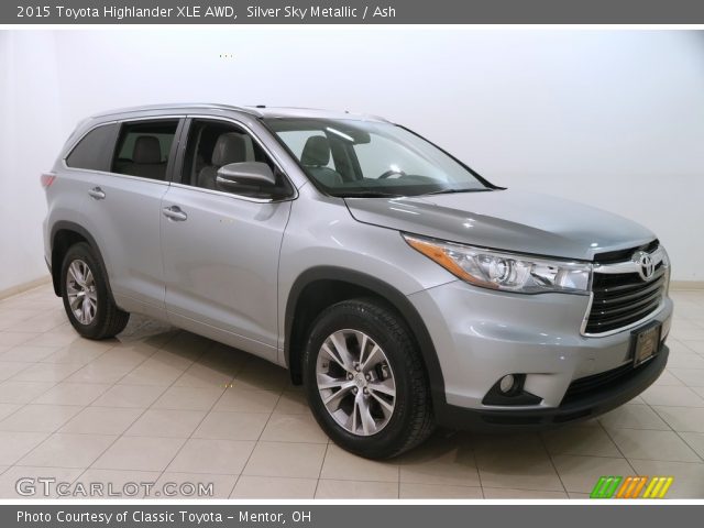 2015 Toyota Highlander XLE AWD in Silver Sky Metallic