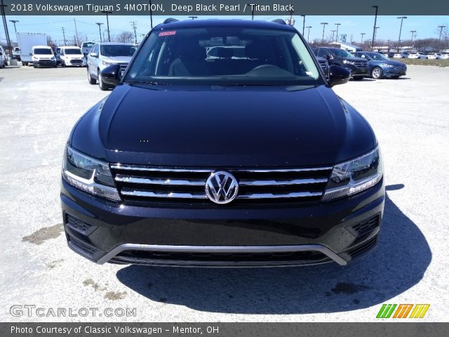 2018 Volkswagen Tiguan S 4MOTION in Deep Black Pearl