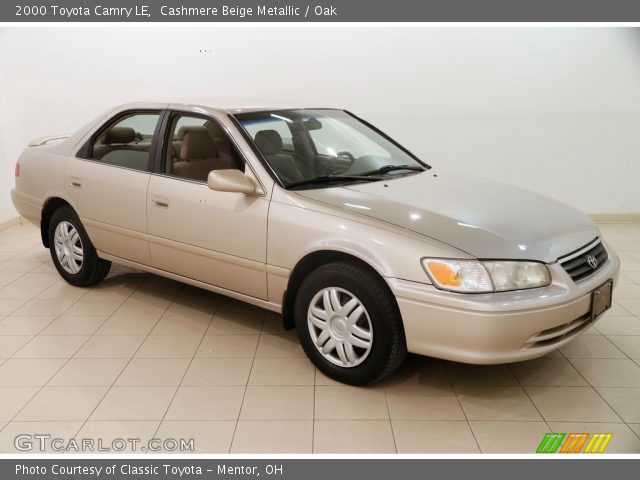 2000 Toyota Camry LE in Cashmere Beige Metallic