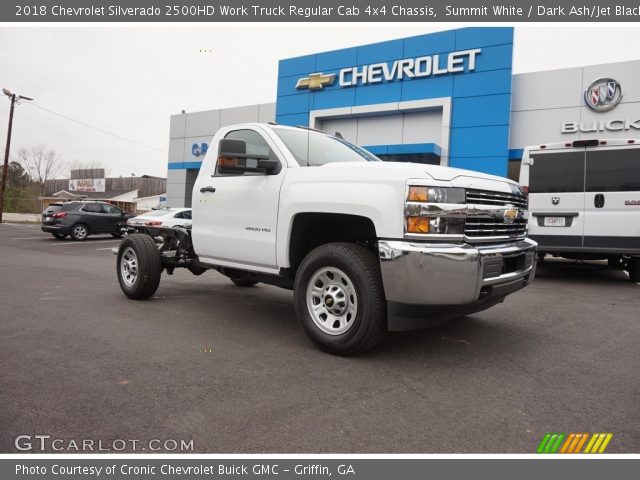 2018 Chevrolet Silverado 2500HD Work Truck Regular Cab 4x4 Chassis in Summit White