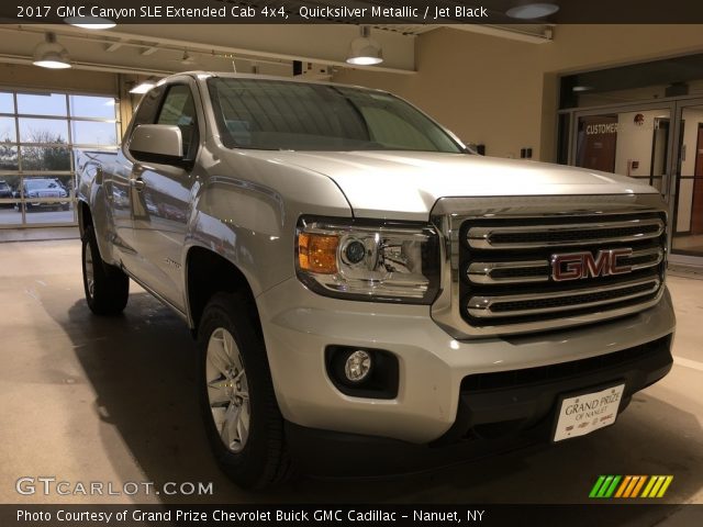 2017 GMC Canyon SLE Extended Cab 4x4 in Quicksilver Metallic