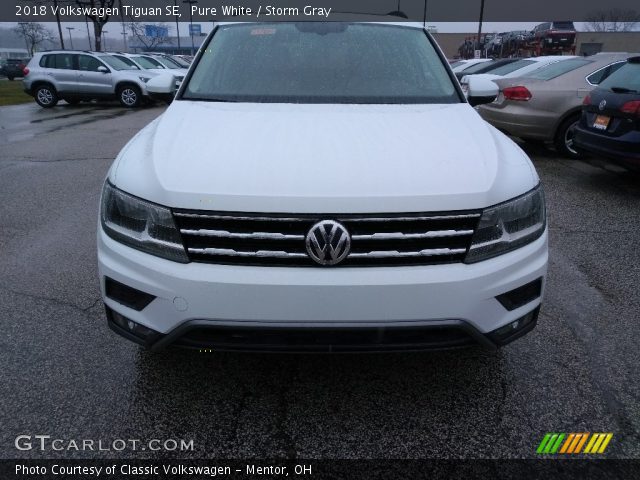 2018 Volkswagen Tiguan SE in Pure White