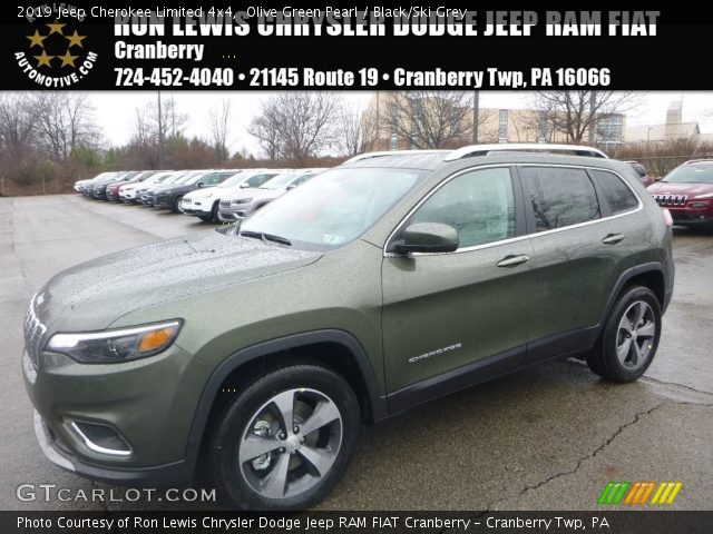 2019 Jeep Cherokee Limited 4x4 in Olive Green Pearl