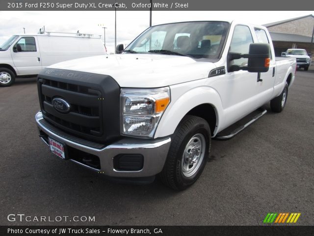 2015 Ford F250 Super Duty XL Crew Cab in Oxford White