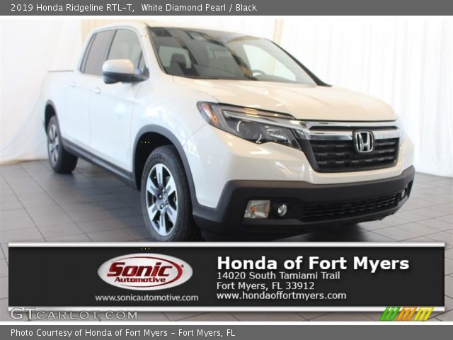 2019 Honda Ridgeline RTL-T in White Diamond Pearl