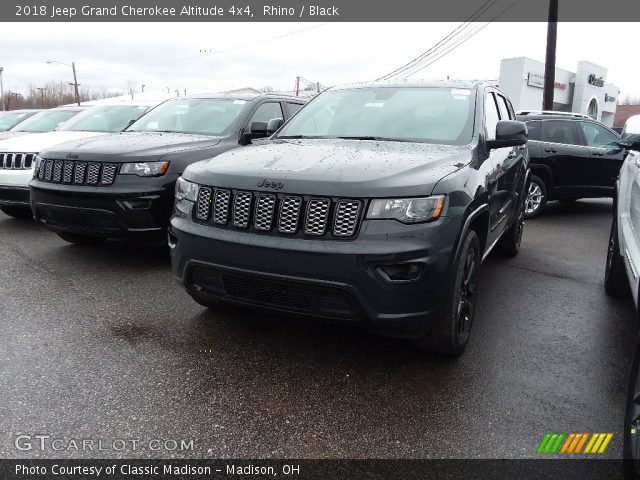 2018 Jeep Grand Cherokee Altitude 4x4 in Rhino