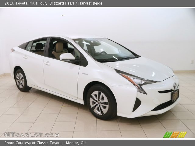 2016 Toyota Prius Four in Blizzard Pearl