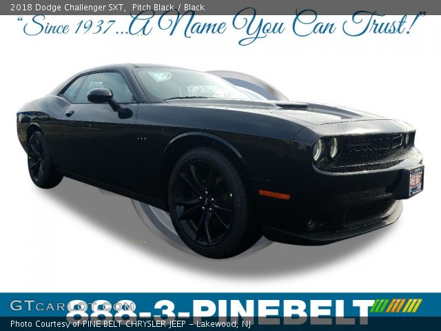 2018 Dodge Challenger SXT in Pitch Black