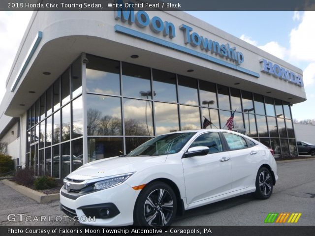2018 Honda Civic Touring Sedan in White Orchid Pearl