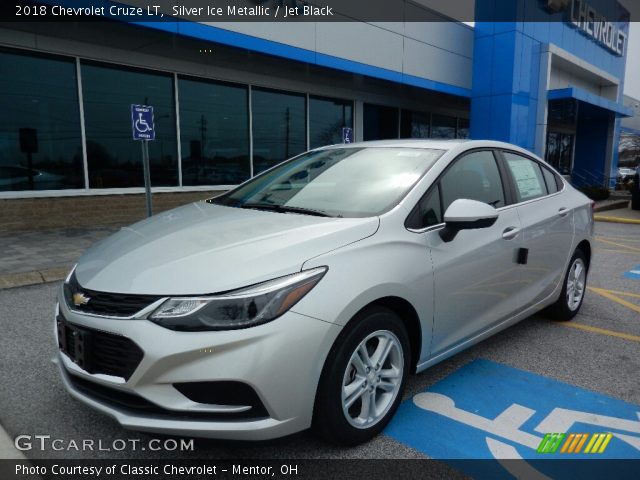 2018 Chevrolet Cruze LT in Silver Ice Metallic