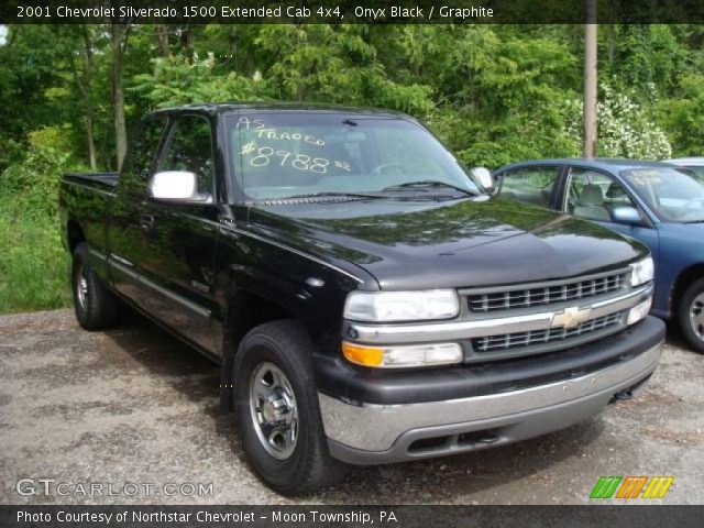 2001 Chevrolet Silverado 1500 Extended Cab 4x4 in Onyx Black