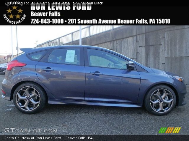 2018 Ford Focus ST Hatch in Blue Metallic