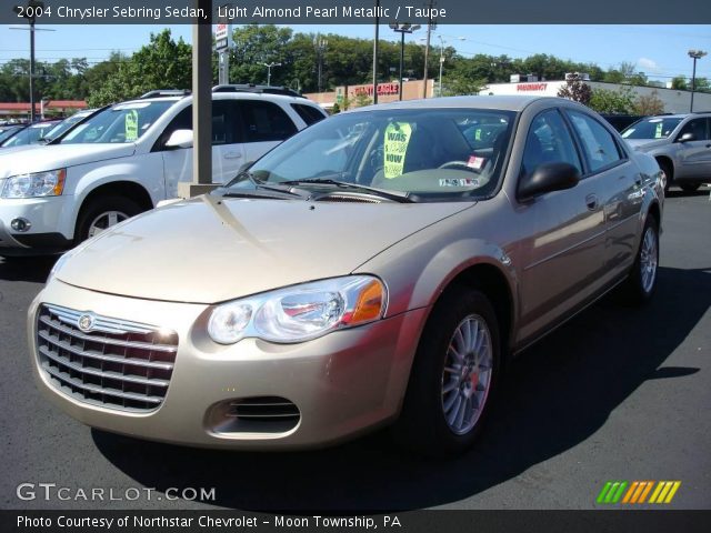 2004 Chrysler Sebring Sedan in Light Almond Pearl Metallic