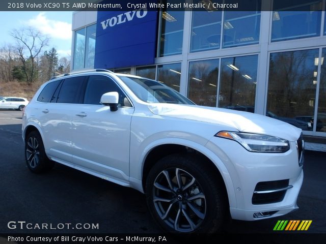 2018 Volvo XC90 T5 AWD Momentum in Crystal White Pearl Metallic