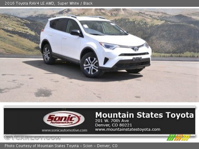 2016 Toyota RAV4 LE AWD in Super White