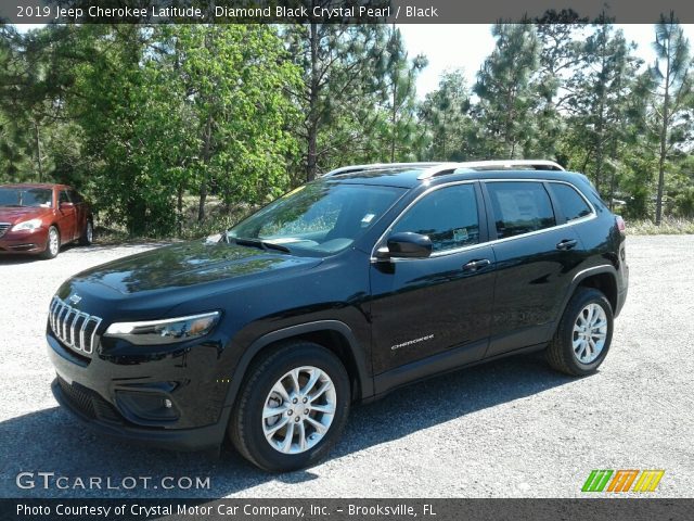 2019 Jeep Cherokee Latitude in Diamond Black Crystal Pearl