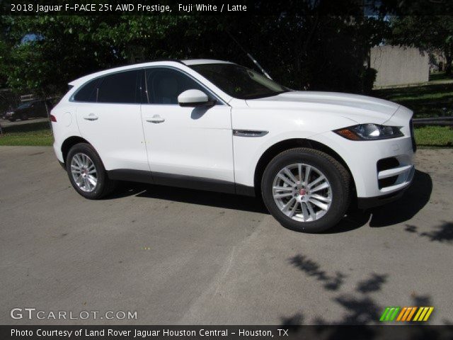 2018 Jaguar F-PACE 25t AWD Prestige in Fuji White