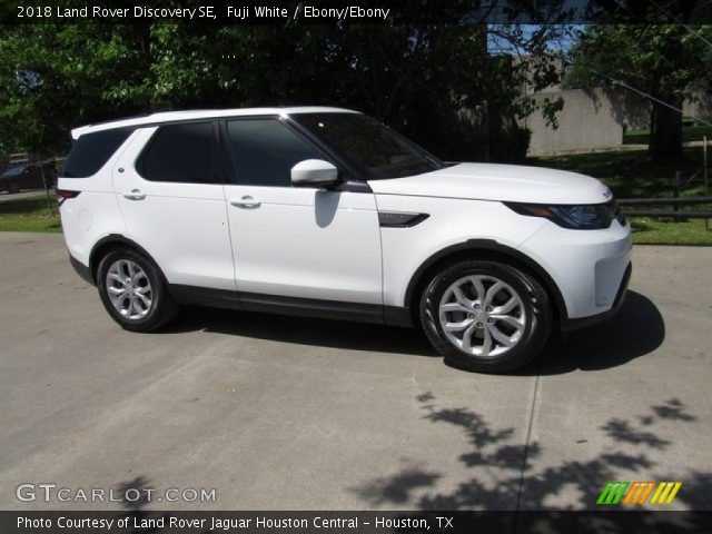 2018 Land Rover Discovery SE in Fuji White