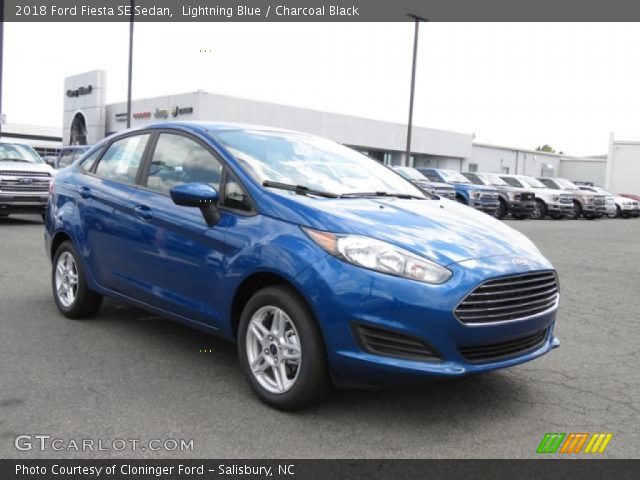 2018 Ford Fiesta SE Sedan in Lightning Blue