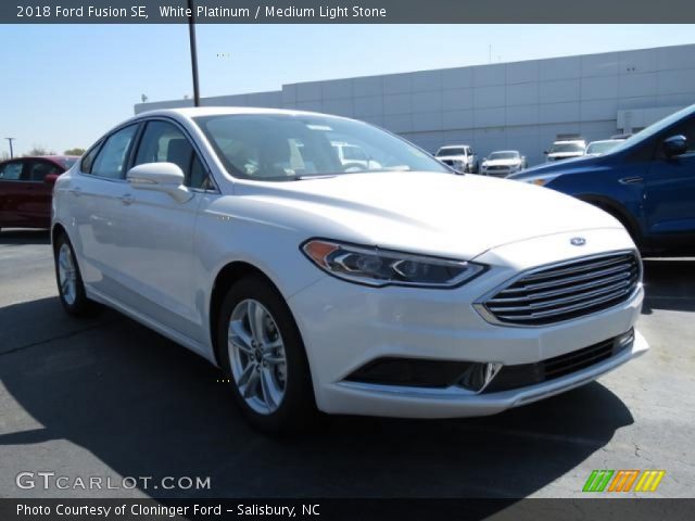 2018 Ford Fusion SE in White Platinum