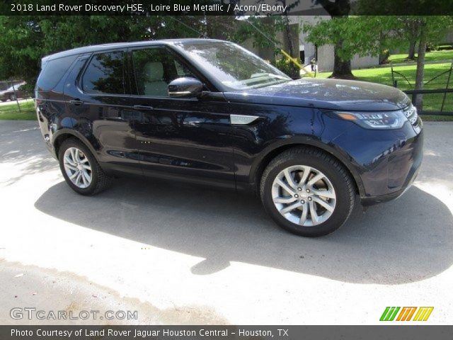 2018 Land Rover Discovery HSE in Loire Blue Metallic