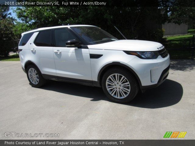 2018 Land Rover Discovery SE in Fuji White