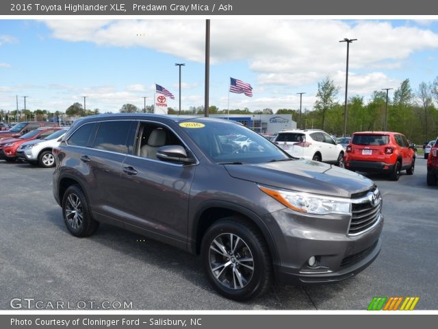 2016 Toyota Highlander XLE in Predawn Gray Mica