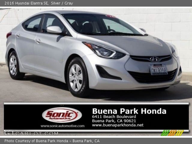 2016 Hyundai Elantra SE in Silver