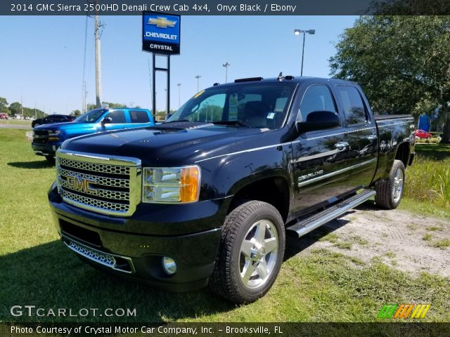 2014 GMC Sierra 2500HD Denali Crew Cab 4x4 in Onyx Black