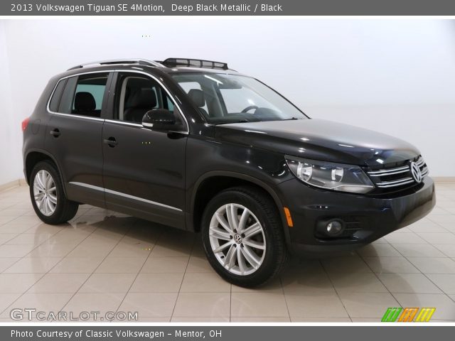 2013 Volkswagen Tiguan SE 4Motion in Deep Black Metallic