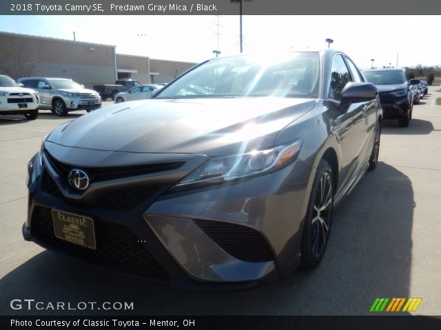 2018 Toyota Camry SE in Predawn Gray Mica