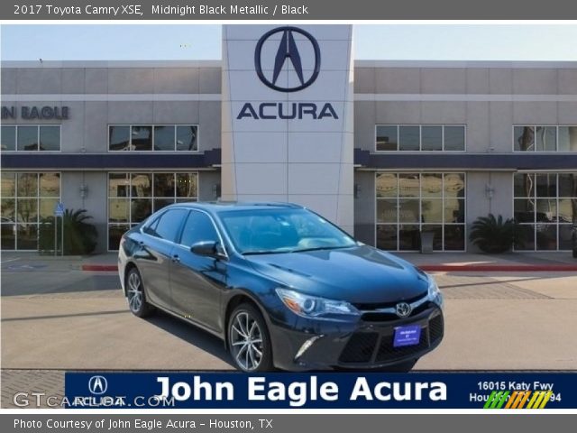 2017 Toyota Camry XSE in Midnight Black Metallic