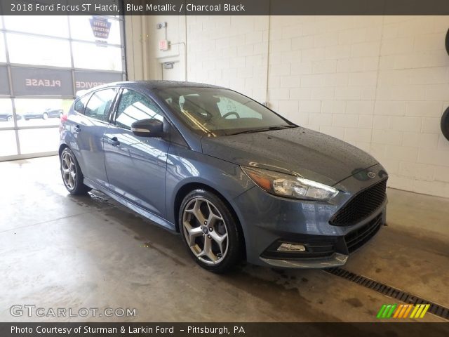 2018 Ford Focus ST Hatch in Blue Metallic
