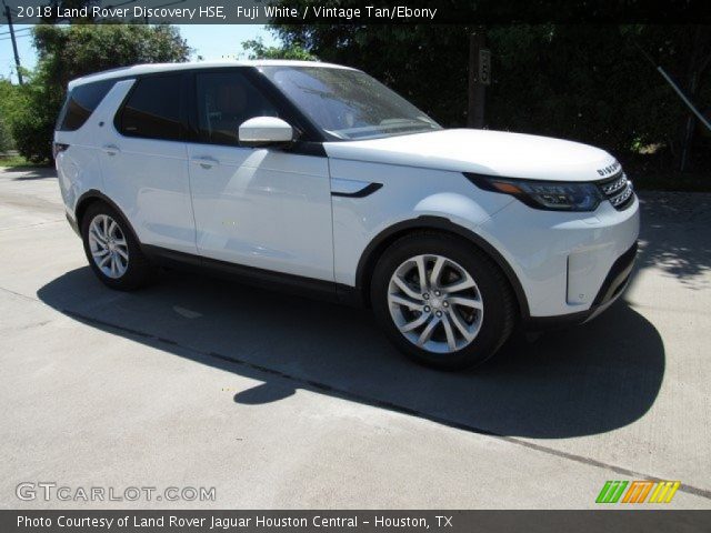 2018 Land Rover Discovery HSE in Fuji White