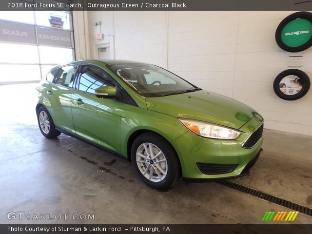 2018 Ford Focus SE Hatch in Outrageous Green