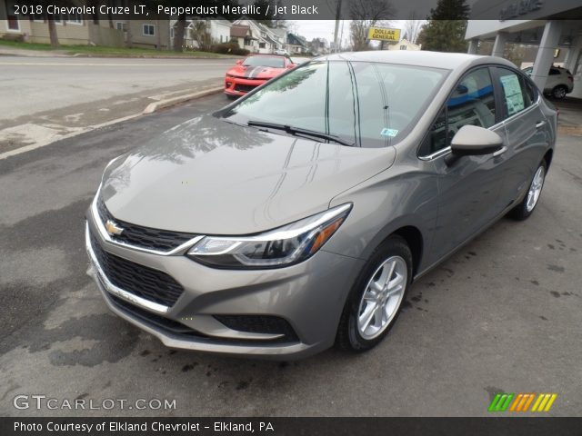 2018 Chevrolet Cruze LT in Pepperdust Metallic