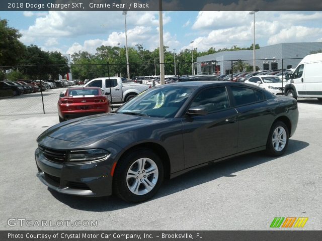 2018 Dodge Charger SXT in Granite Pearl