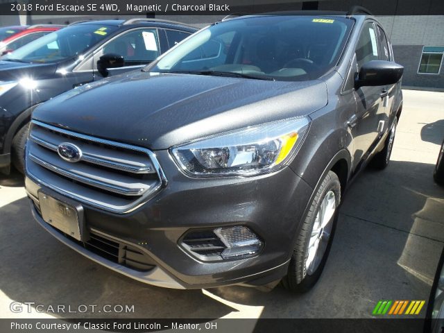 2018 Ford Escape SE 4WD in Magnetic