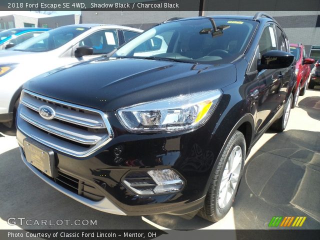 2018 Ford Escape SE 4WD in Shadow Black