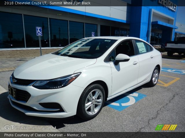 2018 Chevrolet Cruze LT in Summit White