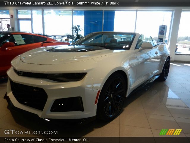 2018 Chevrolet Camaro ZL1 Convertible in Summit White